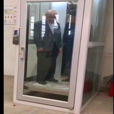 家用電梯（安全光幕、防壓觸板）